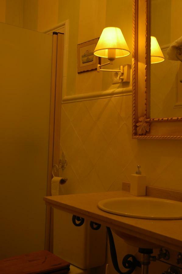 Molino La Boticaria Hotel Marchena  Eksteriør billede