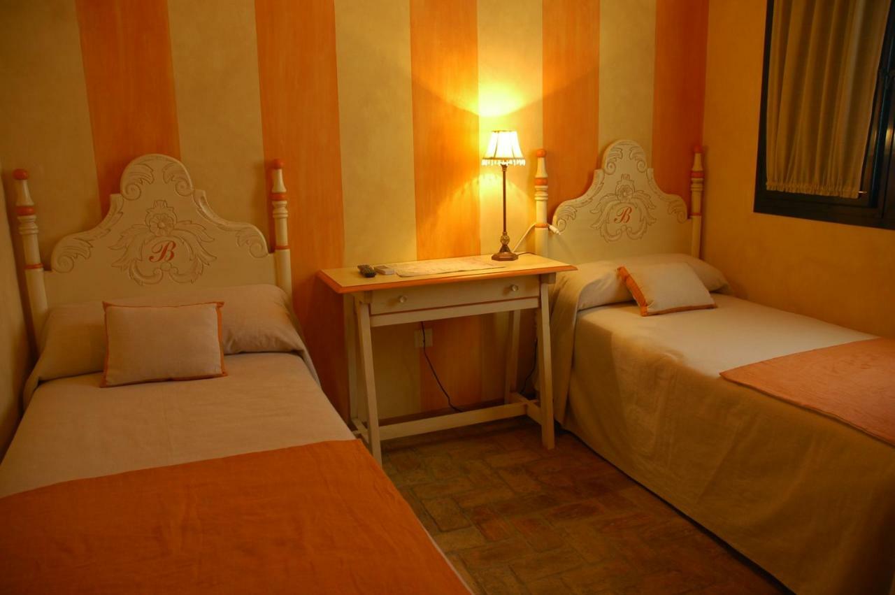 Molino La Boticaria Hotel Marchena  Eksteriør billede