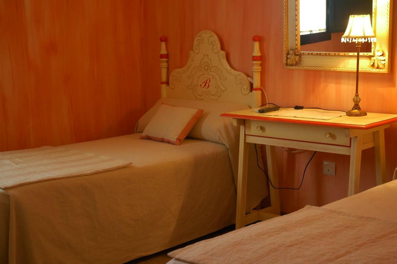 Molino La Boticaria Hotel Marchena  Eksteriør billede